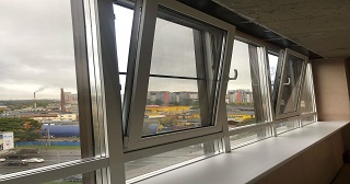 Холодное остекление балкона Когалым цена от 8234 руб. м/п. за 50 часов
